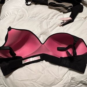 Victoria Secret bra - size 36D
